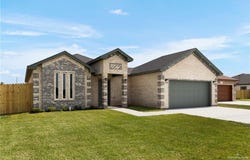 17998 Green Jay Drive, Harlingen, TX 78552