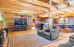 180 McJunkin Rd, Tellico Plains, TN 37385