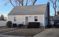 12 Carson Street, Bethpage, NY 11714