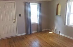 4048 Buckingham Avenue, Berkley, MI 48072
