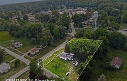 415 E Belle Avenue, Saint Charles, MI 48655