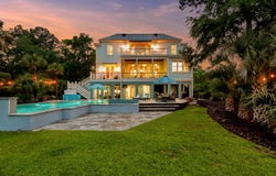 2254 Beckenham Drive, Mount Pleasant, SC 29466