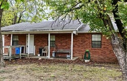 602 NW 4th Street, Checotah, OK 74426