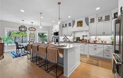 109 SW Autumn Hills Road, Bentonville, AR 72712