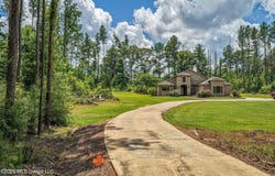 6926 Moak Road, Summit, MS 39666