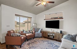 8904 W 22nd St, Sioux Falls, SD 57106