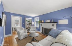 8 Lukeman Ln, Stockbridge, MA 01262