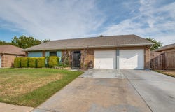 2307 Busch Drive, Arlington, TX 76014