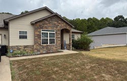 128 Sycamore Drive, St Robert, MO 65584