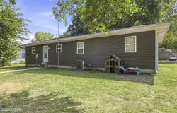 102 Greenfield Circle, Seneca, MO 64865