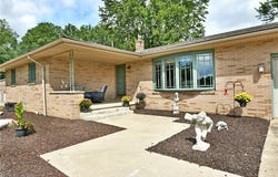 907 Center Street E, Warren, OH 44481