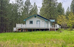 14451 LECLERC Rd N, CUSICK, WA 99119
