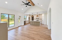 10 Crescent Cove, Ward, AR 72176