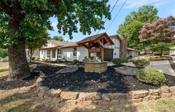 825 N 20th ST, Van Buren, AR 72956