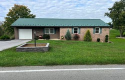 949 SNYDER Road, MOUNT JOY, PA 17552