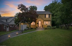 15 Crystal Ave, West Orange Twp., NJ 07052-3507