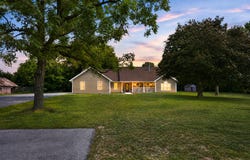 2155 E 535th Road, Pleasant Hope, MO 65725