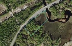 2970 Pristine Dr, Carrabelle, FL 32322