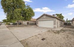 853 E YUMA Avenue, Apache Junction, AZ 85119