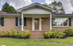 110 Charlton Circle, Easley, SC 29642