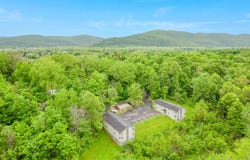 4-8 Donlo Drive, Fishkill, NY 12524