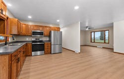 W1879 PLAINVIEW Road, SEYMOUR, WI 54165