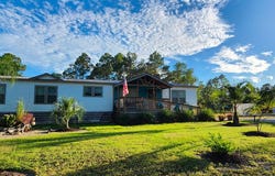511 NE Ave H, Carrabelle, FL 32322