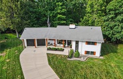 10385 King Coe Lane, Strongsville, OH 44149