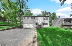 8910 Memory Trail, Wonder Lake, IL 60097