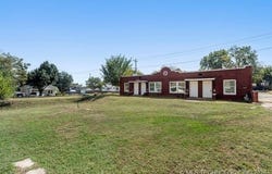820 S 6th, Ponca City, OK 74601