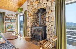 27400 Oakflat Drive, Tehachapi, CA 93561