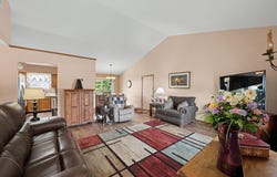 3221 Planters Grove, Springfield, OH 45503