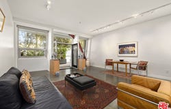 615 Hampton Dr, Venice, CA 90291