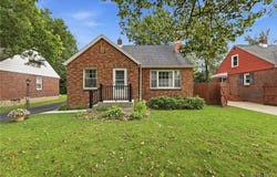 43 Norman Place, Amherst, NY 14226