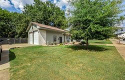1848 Rolling Hills Drive, Fayetteville, AR 72703