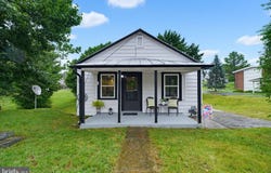 601 GRUBERT Avenue, STAUNTON, VA 24401