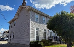 348 College Ave, Beaver, PA 15009