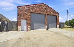 429 Rugged Drive, Red Oak, TX 75154