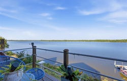 9868 F Ave., Wapello, IA 52653