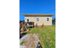 1110 Walnut Street, Hamilton, IL 62341