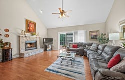 2697 Nicole Circle, Aurora, IL 60502