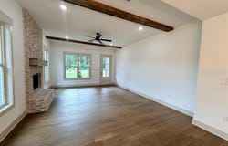 6812 N Detonti, Bauxite, AR 72011