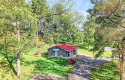 2277 Wysor Rd, Draper, VA 24324