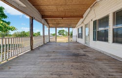 114 Pleasant Grove Loop, Elgin, TX 78621