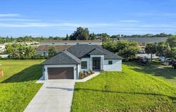 2204 E 7th Street, Lehigh Acres, FL 33936