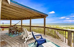 367 Gulf Shore Dr, Carrabelle, FL 32322
