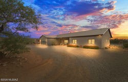 16276 E Empire View Road, Vail, AZ 85641