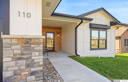 110 Firethorn Drive, Treynor, IA 51575