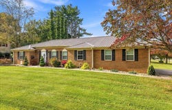 4154 Julian Avenue, Morristown, TN 37814