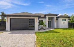 2606 E 3rd Street, Lehigh Acres, FL 33936